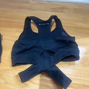 Sports bra new
